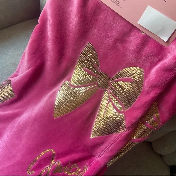 Juicy Couture Pink Throw Blanket with Gold Bows
